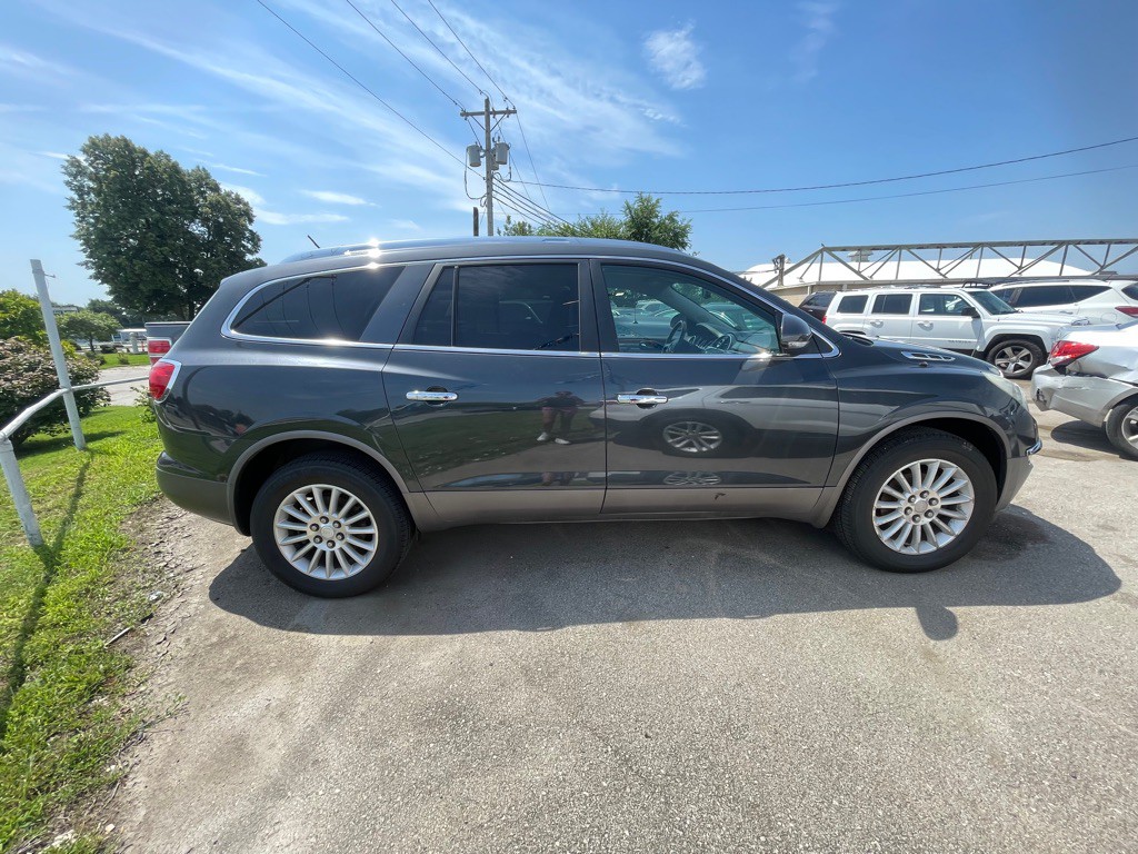 2011 Buick Enclave Image 3