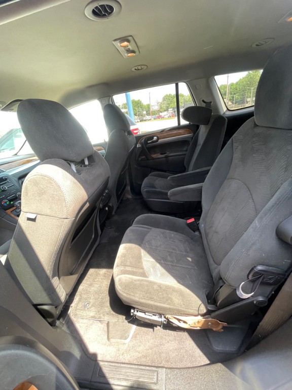 2011 Buick Enclave Image 11
