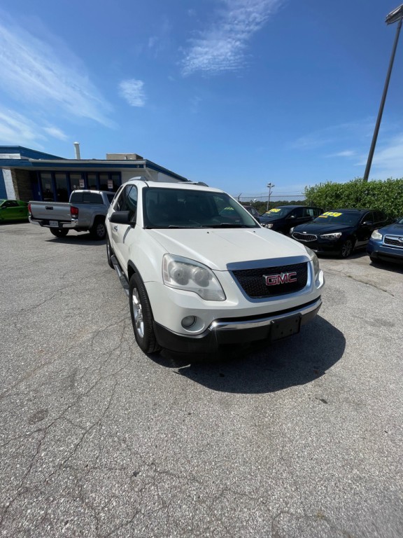 2011 GMC Acadia Image 3