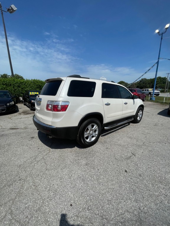 2011 GMC Acadia Image 5