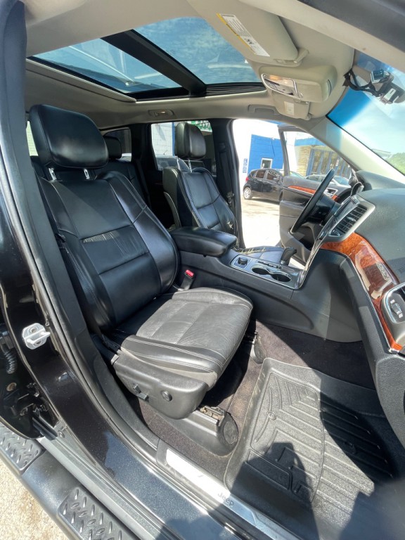 2011 Jeep Grand Cherokee Image 12