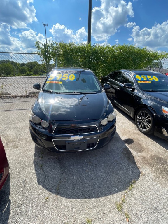 2014 Chevrolet Sonic Image 3