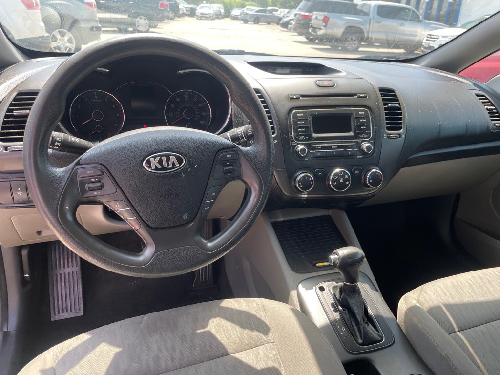 2016 Kia Forte Image 11