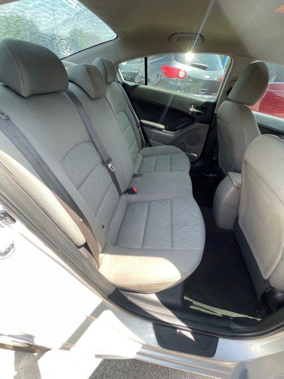 2016 Kia Forte Image 13