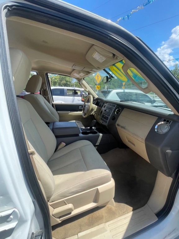 2010 Ford Expedition Image 3