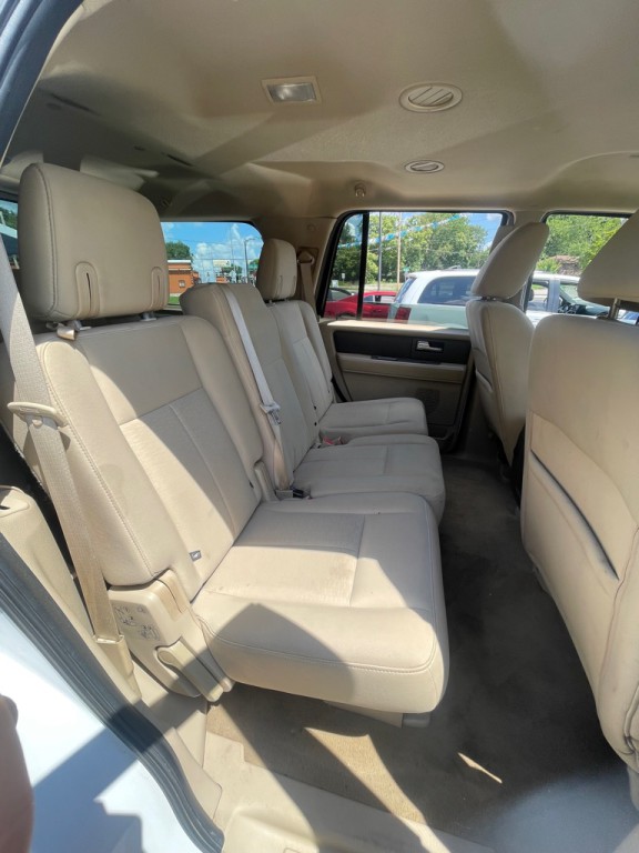 2010 Ford Expedition Image 4