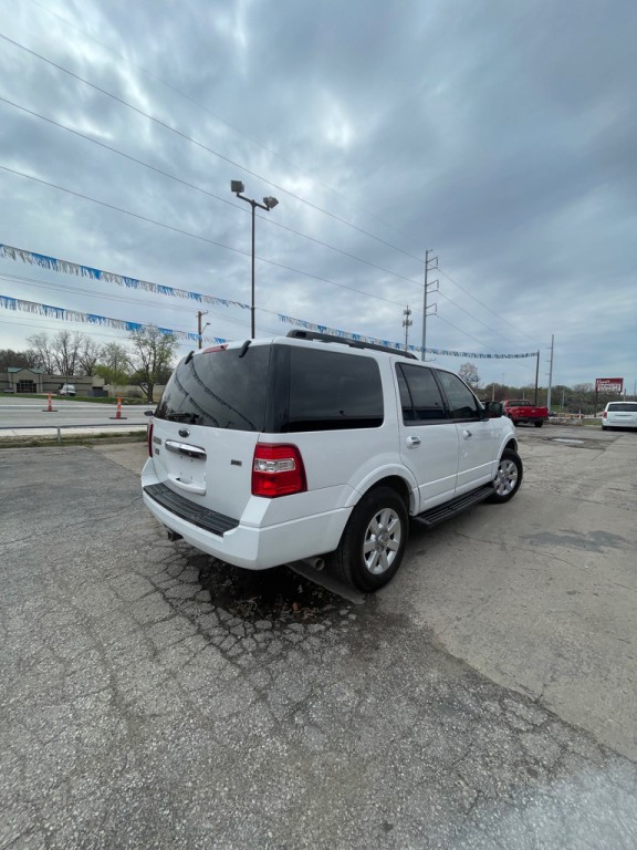 2010 Ford Expedition Image 11