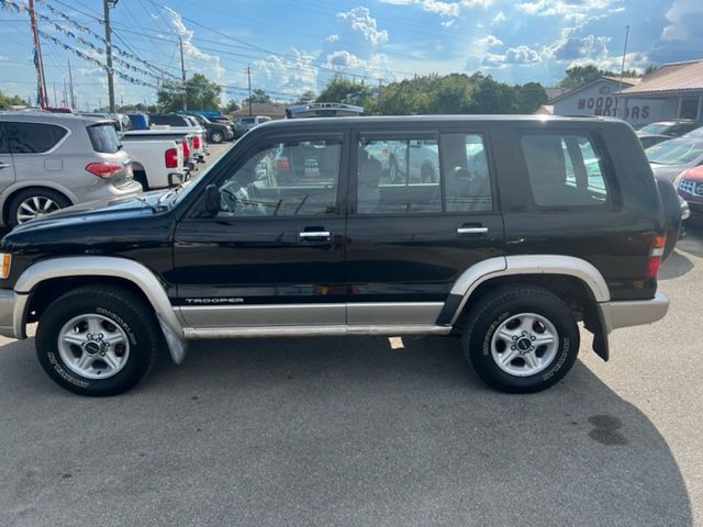1999 Isuzu Trooper Image 2