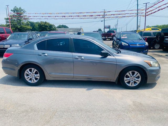 2012 Honda Accord Image 2