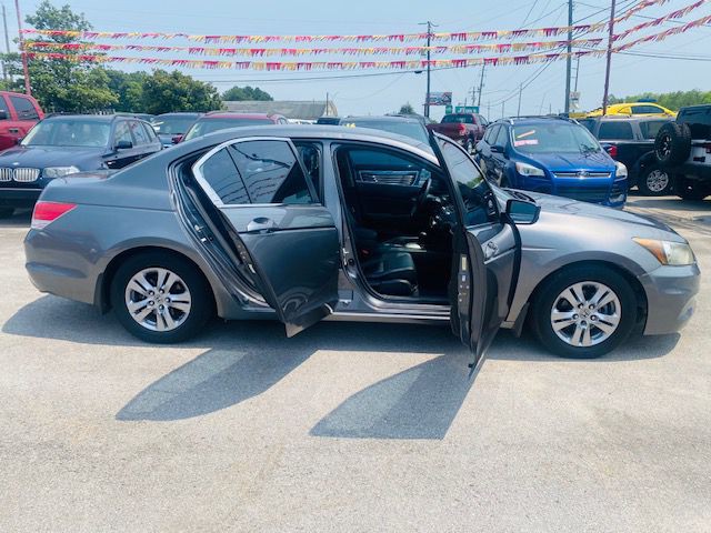 2012 Honda Accord Image 10