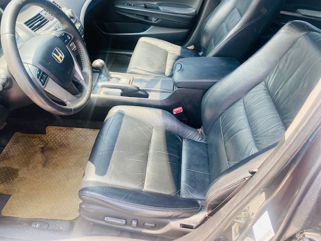 2012 Honda Accord Image 11