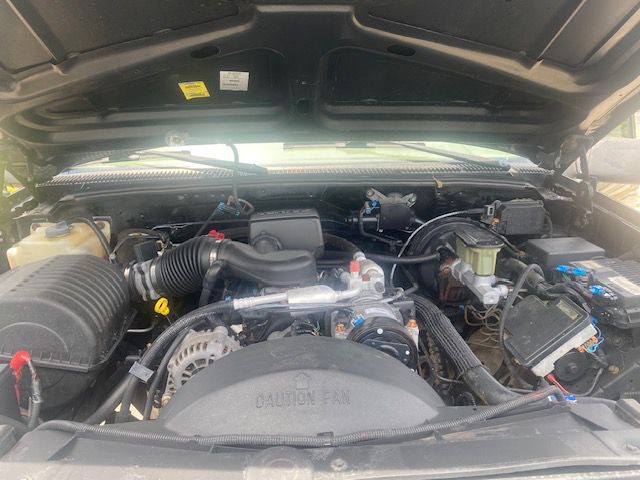 1997 Chevrolet Tahoe Image 11
