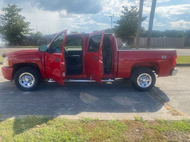 2011 Chevrolet Silverado 1500 Image 10