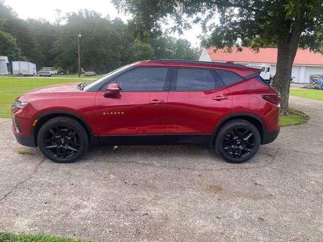 2019 Chevrolet Blazer Image 2