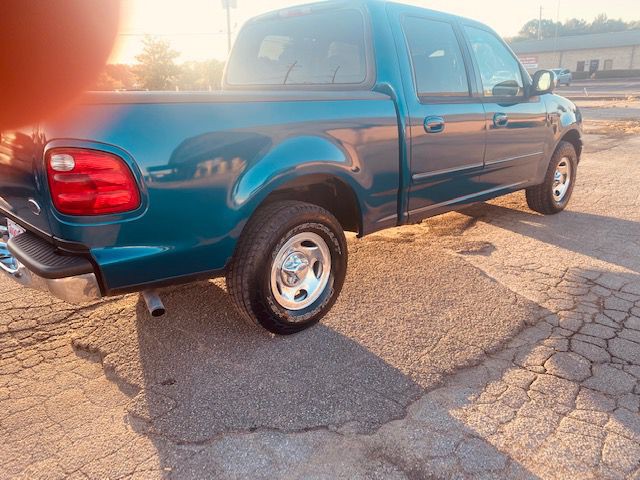 2001 Ford F-150 Image 2