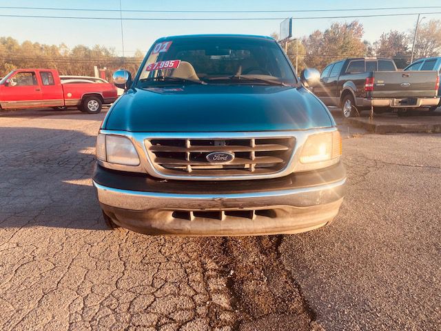 2001 Ford F-150 Image 8