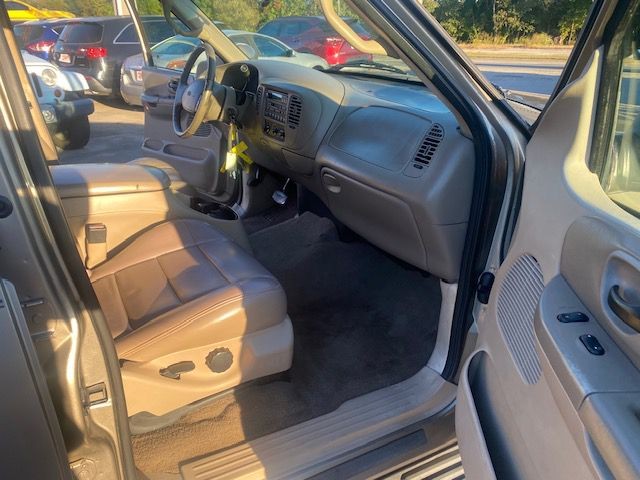 2001 Ford F-150 Image 11