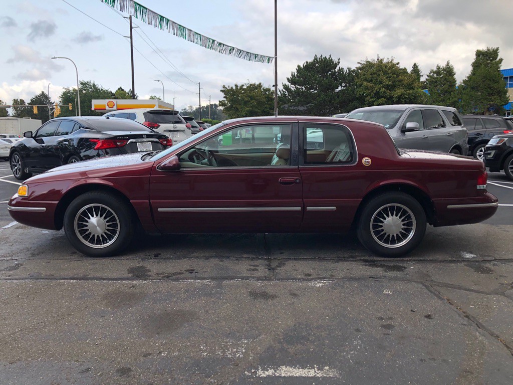 1997 Mercury Cougar Image 4