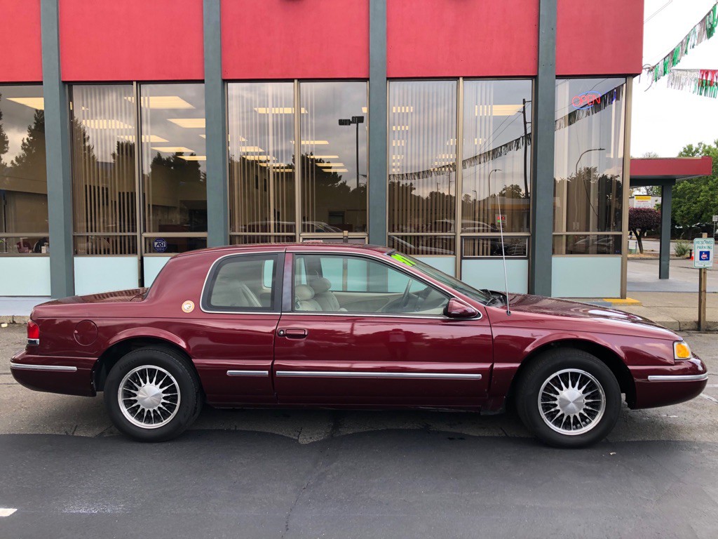 1997 Mercury Cougar Image 8