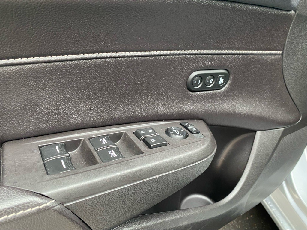 2019 Acura ILX Image 16