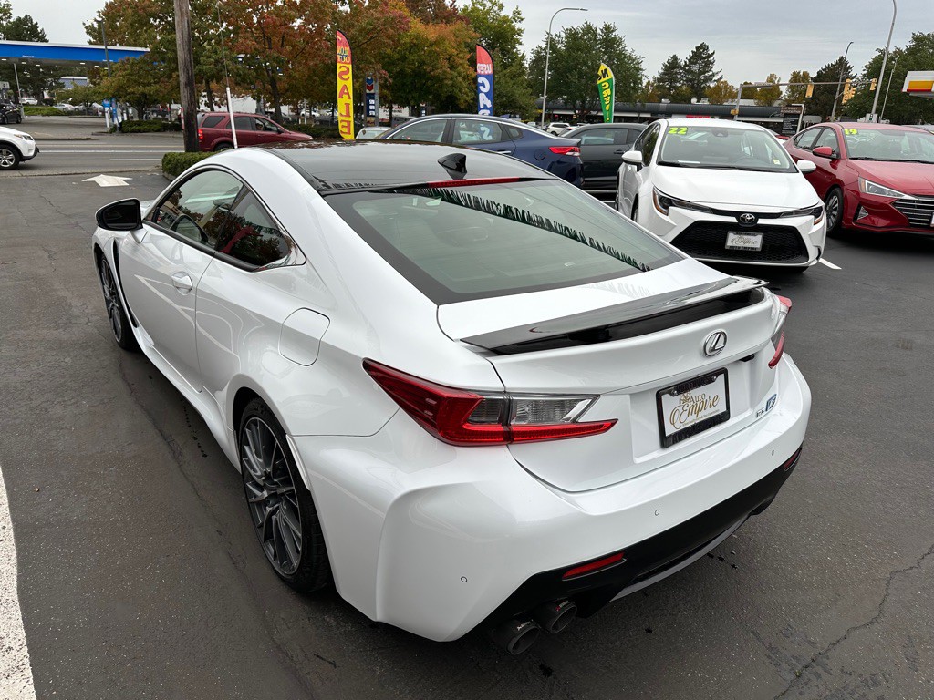2015 Lexus RC F Image 5