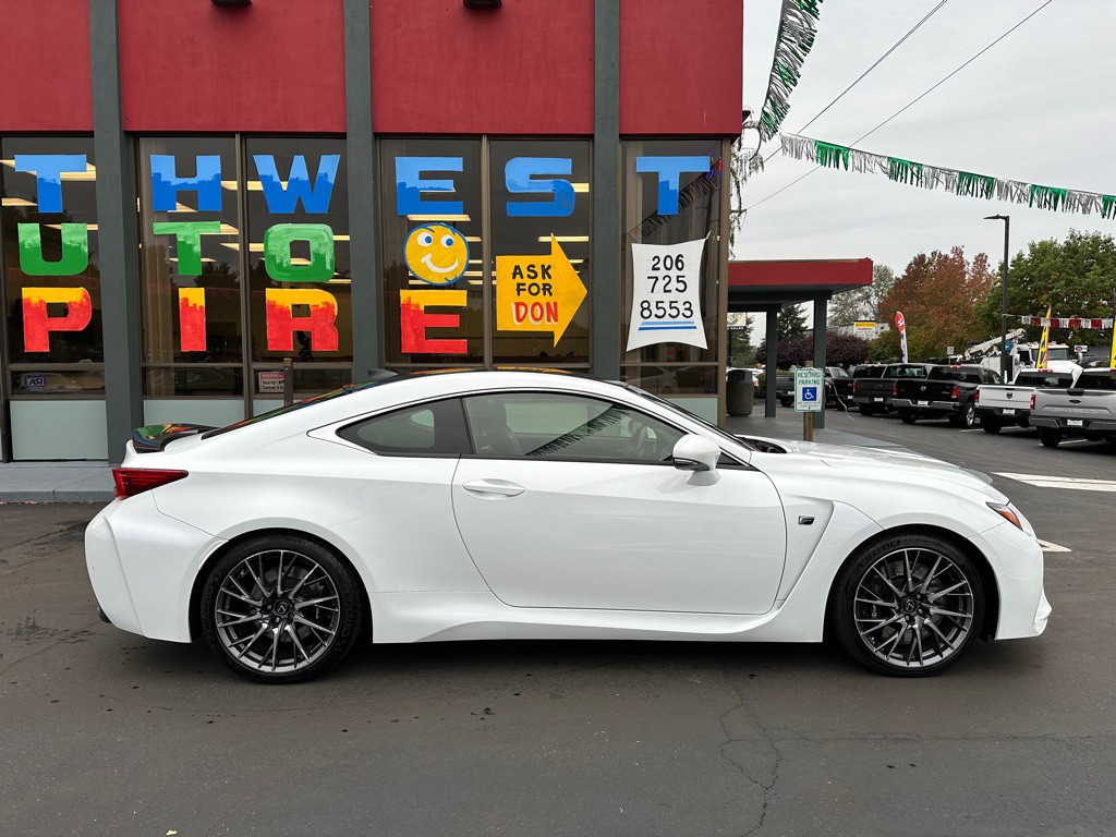 2015 Lexus RC F Image 8