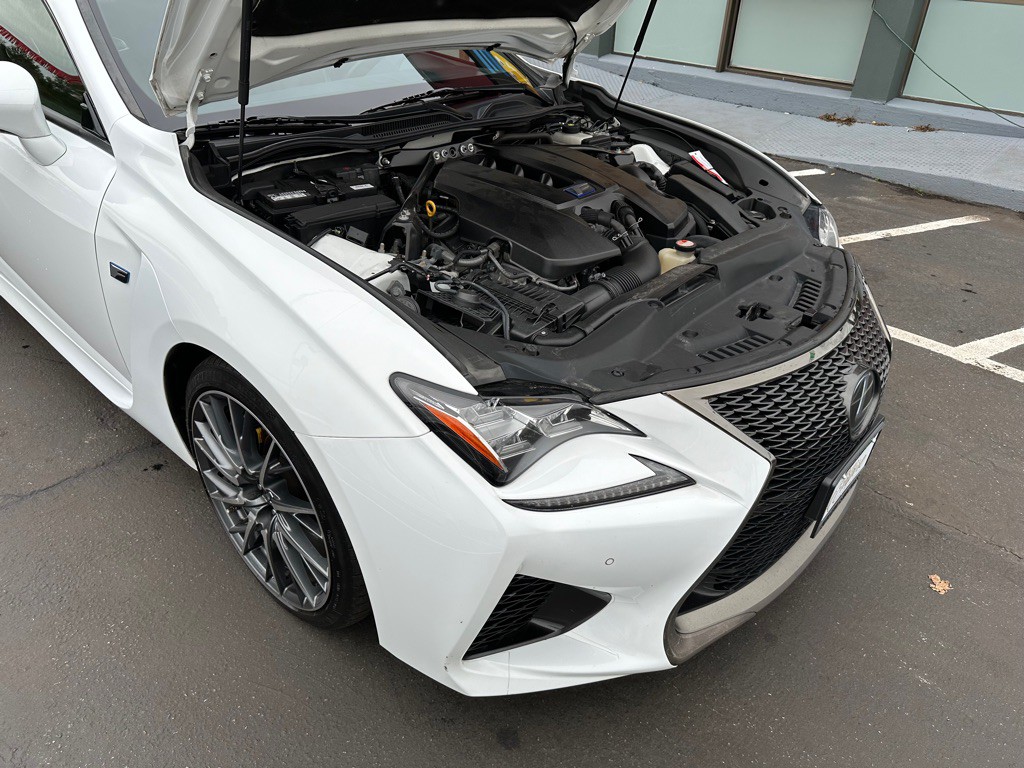 2015 Lexus RC F Image 12