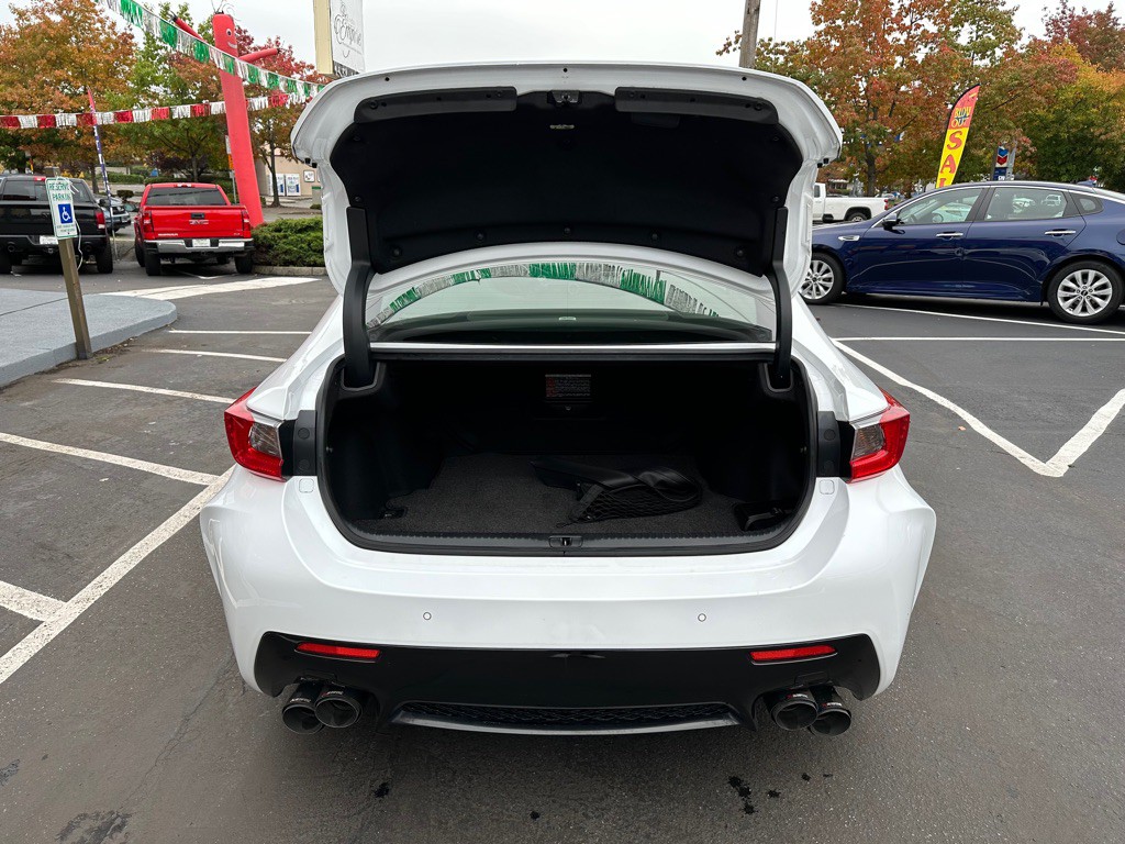 2015 Lexus RC F Image 13