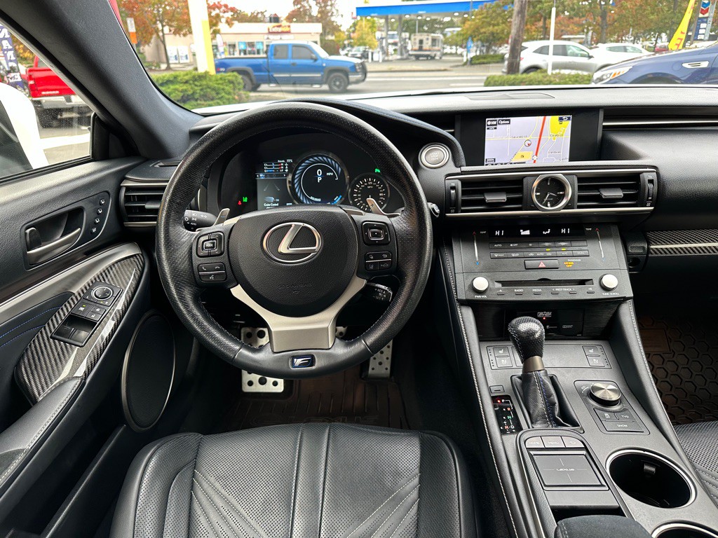 2015 Lexus RC F Image 23