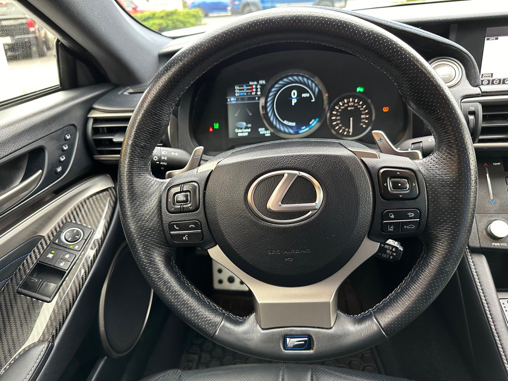2015 Lexus RC F Image 24