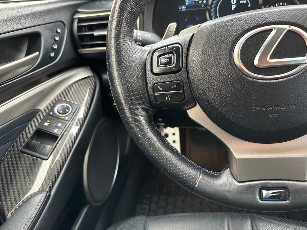 2015 Lexus RC F Image 26