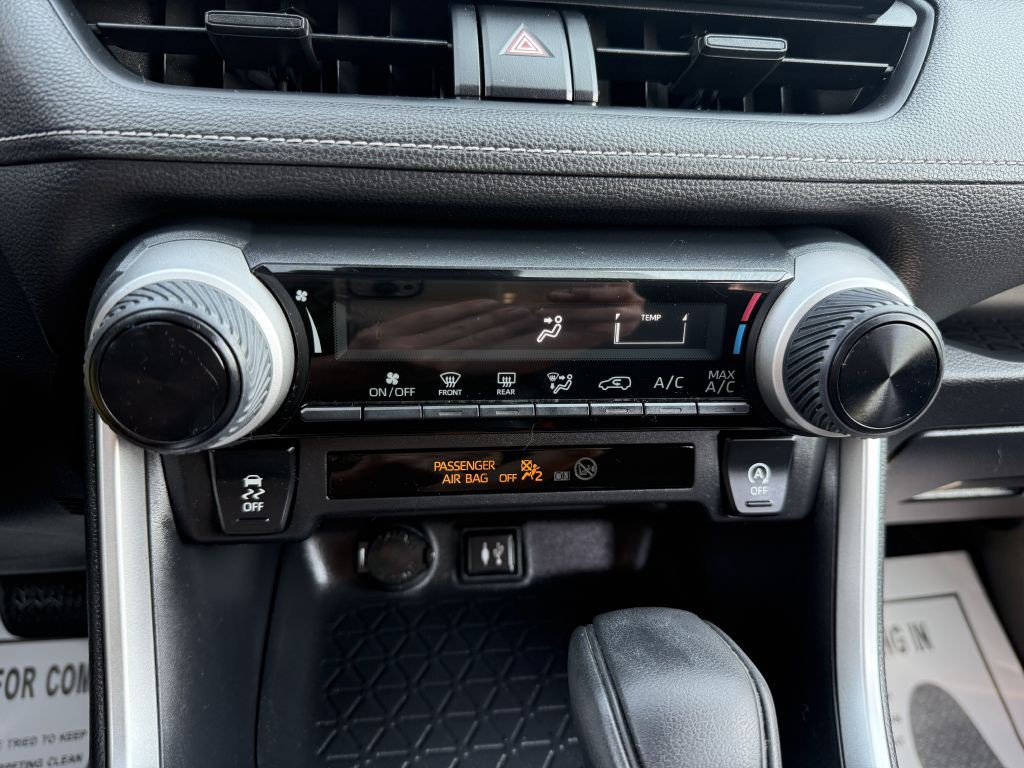 2019 Toyota Rav4 Image 20
