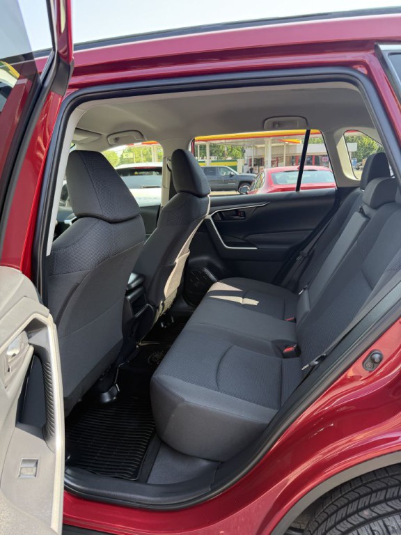 2019 Toyota Rav4 Image 25