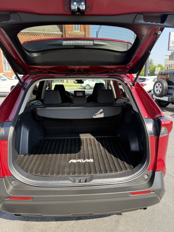 2019 Toyota Rav4 Image 28