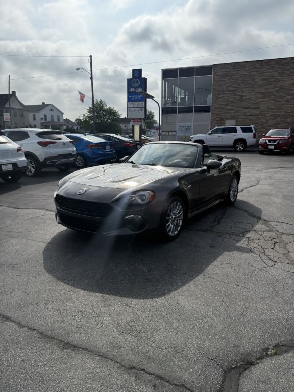 2017 FIAT 124 Spider Image 2