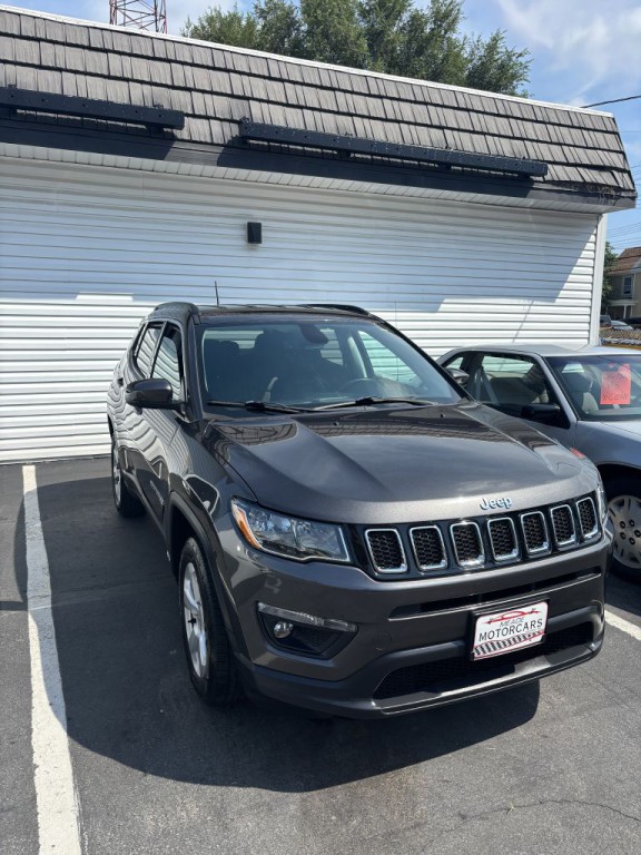 2018 Jeep Compass Image 2