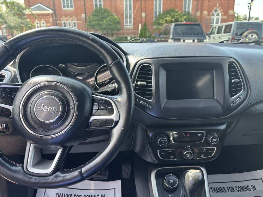 2018 Jeep Compass Image 11