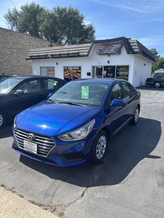 2021 Hyundai Accent Image 2