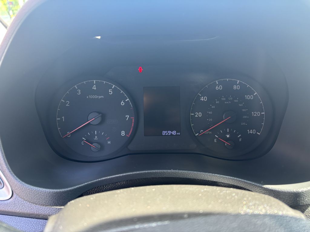 2021 Hyundai Accent Image 9