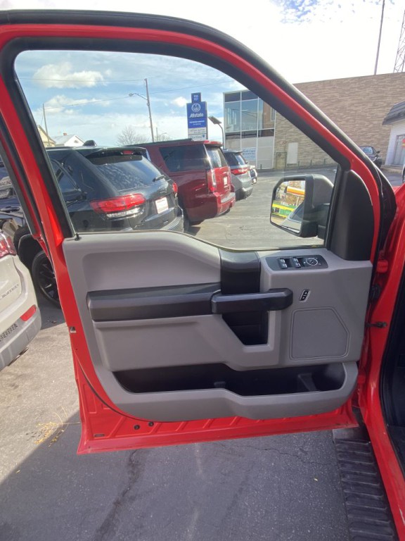 2016 Ford F-150 Image 9