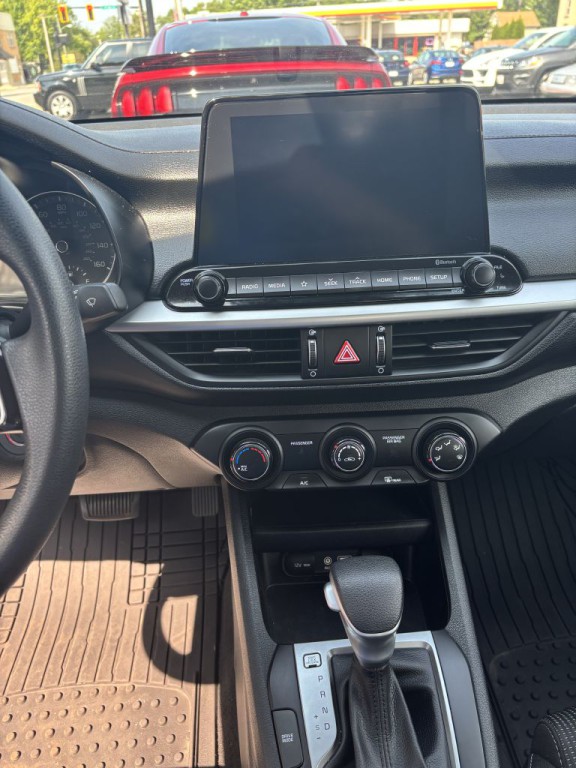 2021 Kia Forte Image 13