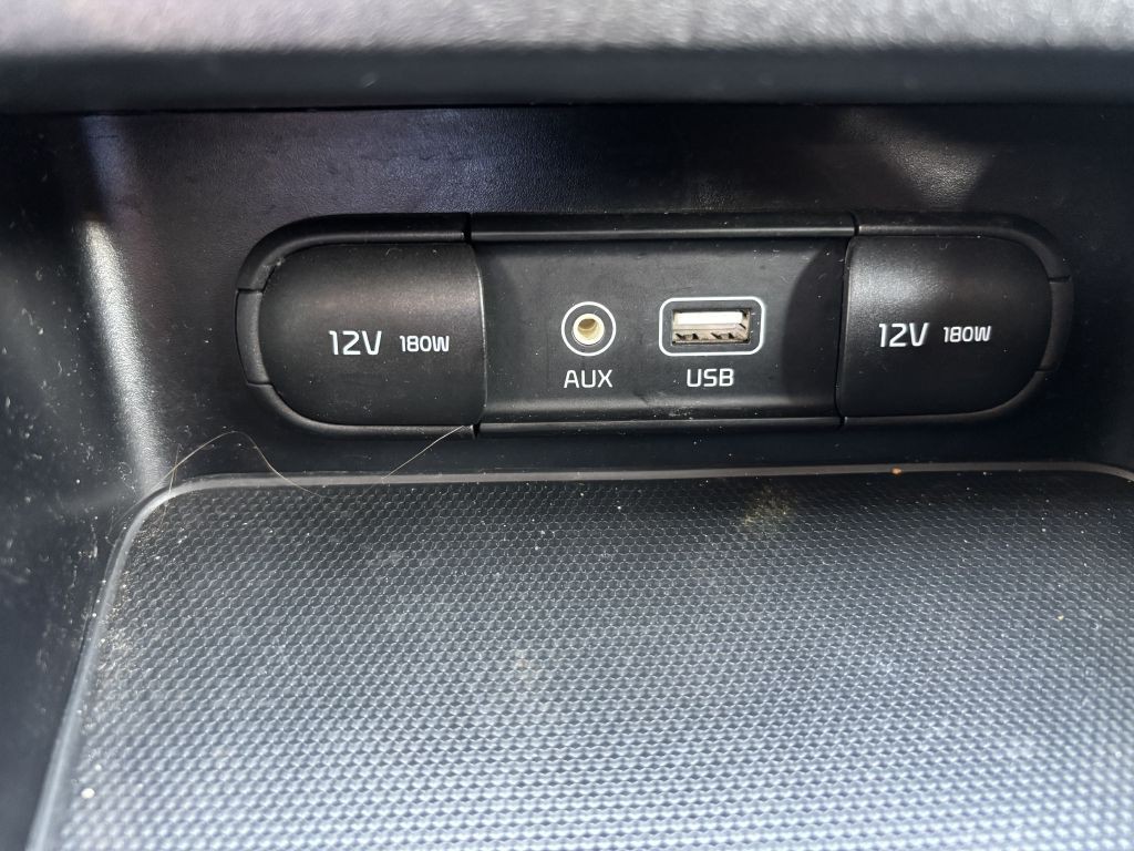 2021 Kia Forte Image 15
