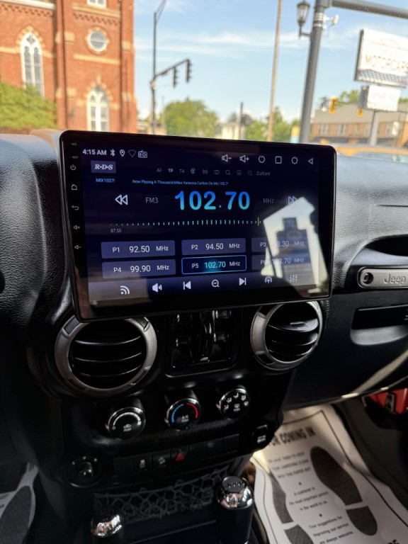 2015 Jeep Wrangler Unlimited Image 17