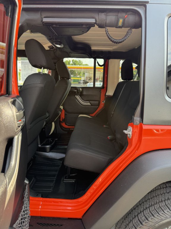 2015 Jeep Wrangler Unlimited Image 19