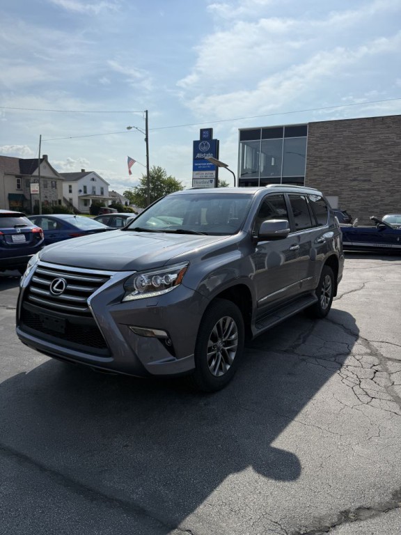 2015 Lexus GX Image 2