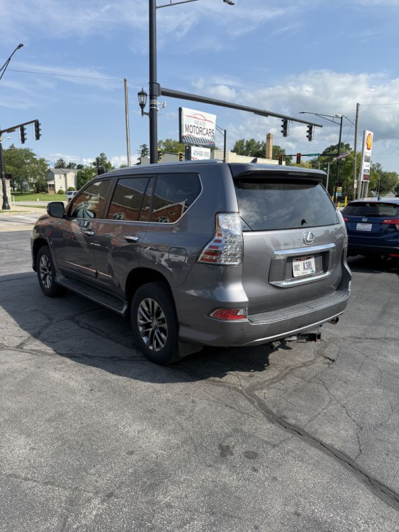 2015 Lexus GX Image 4