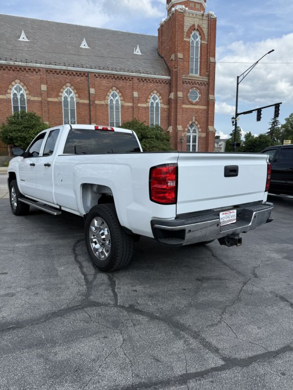 2018 Chevrolet Silverado 1500 Image 3