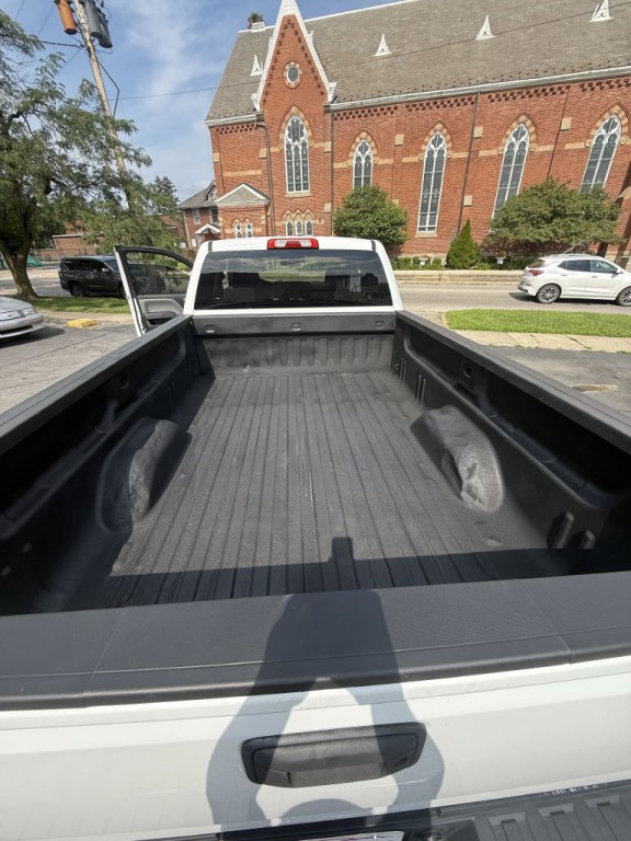2018 Chevrolet Silverado 1500 Image 16