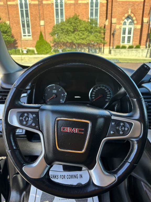 2017 GMC Yukon Image 9