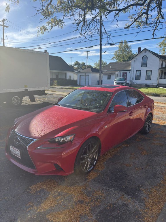 2016 Lexus IS Image 2